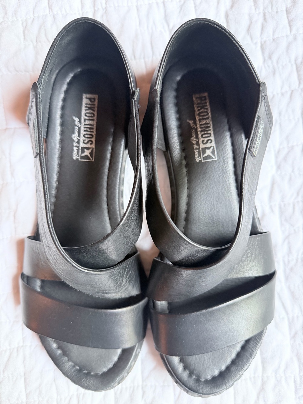 PIKOLINOS Black Strappy Leather Sandals for Women - Picture 3 of 4